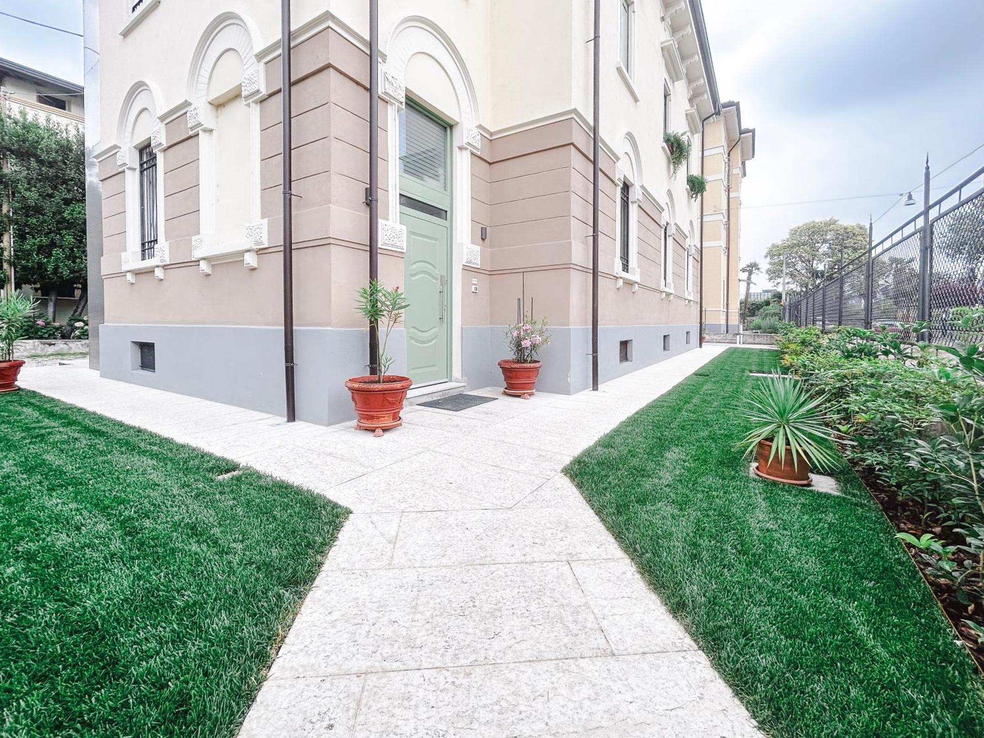 Via Poma Rooms - Verona — Photos 1